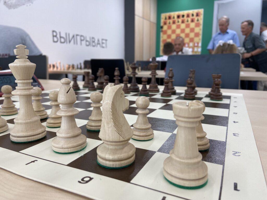 В Белгороде открылся шахматный клуб «Белая королева»